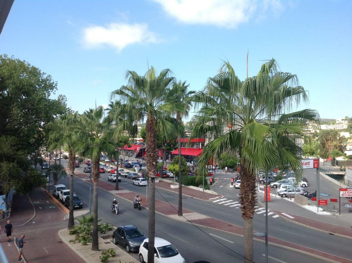 F2 Immeuble Les Pieds Dans L'Eau Apartman Villeneuve-Loubet Kültér fotó