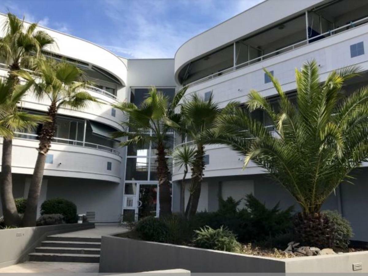 F2 Immeuble Les Pieds Dans L'Eau Apartman Villeneuve-Loubet Kültér fotó