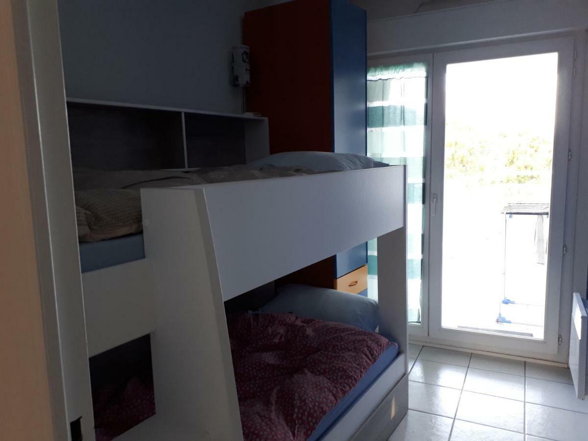 F2 Immeuble Les Pieds Dans L'Eau Apartman Villeneuve-Loubet Kültér fotó