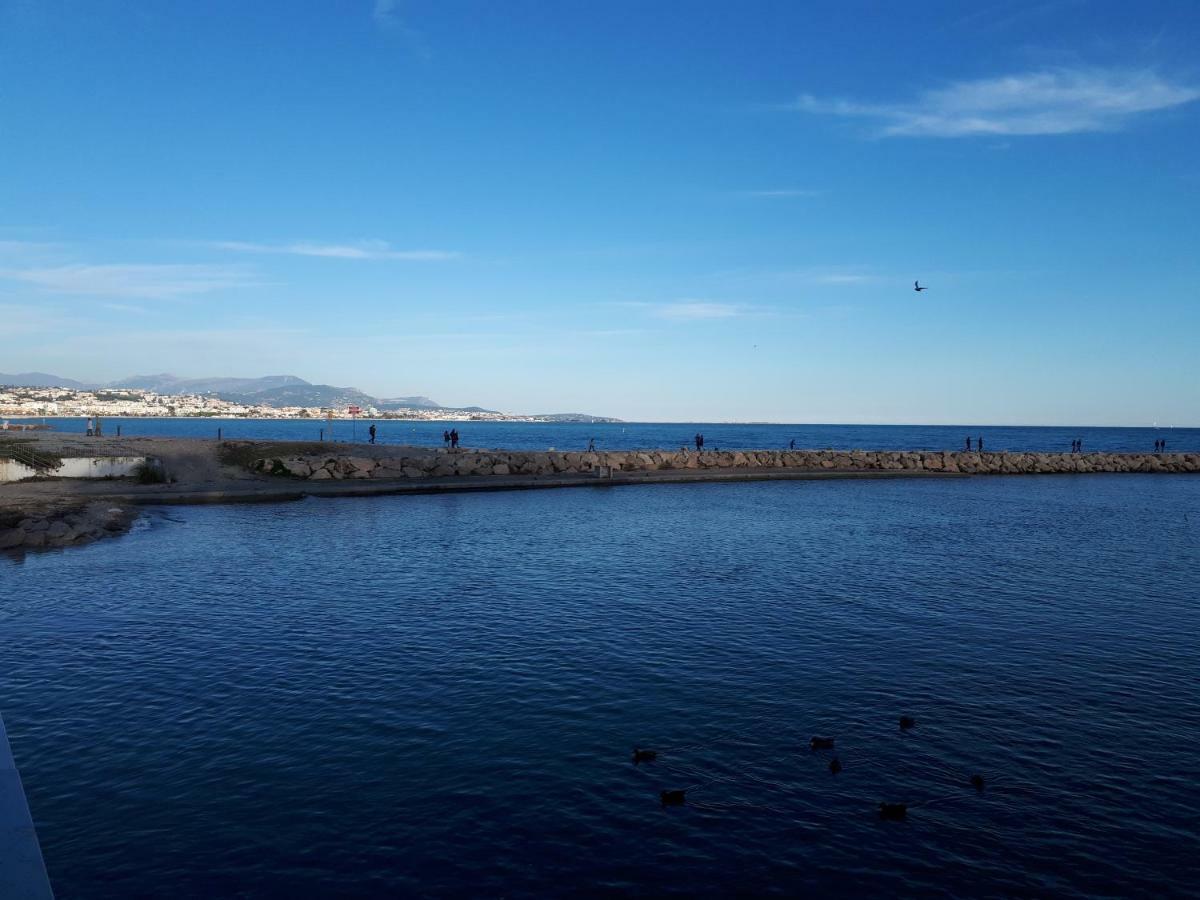 F2 Immeuble Les Pieds Dans L'Eau Apartman Villeneuve-Loubet Kültér fotó